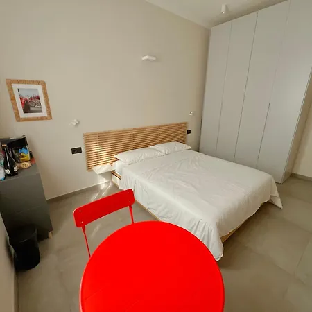 Red Collection, Boutiques & Suites, Center Modena