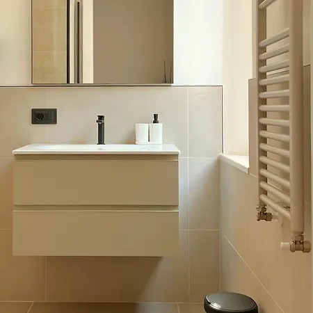 Red Collection, Boutiques & Suites, Center Modena