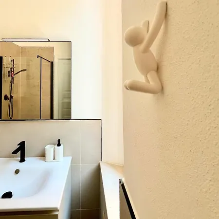 Red Collection, Boutiques & Suites, Center Frühstückspension 3*