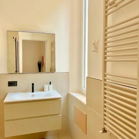 Red Collection, Boutiques & Suites, Center Modena