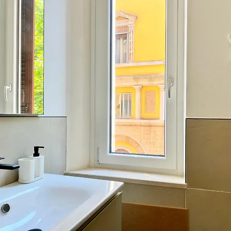 Red Collection, Boutiques & Suites, Center Frühstückspension 3*