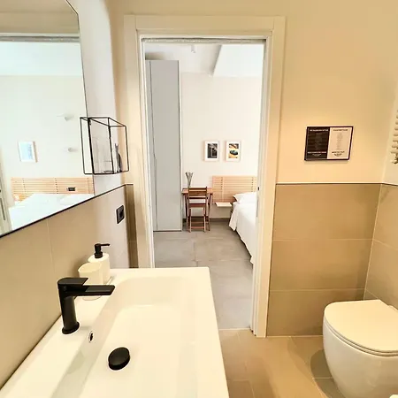 Bed & Breakfast Red Collection, Boutiques & Suites, Center 3*