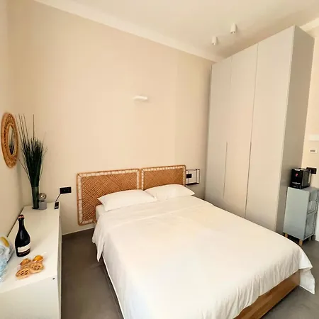 Bed & Breakfast Red Collection, Boutiques & Suites, Center