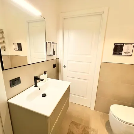 Red Collection, Boutiques & Suites, Center Frühstückspension 3*