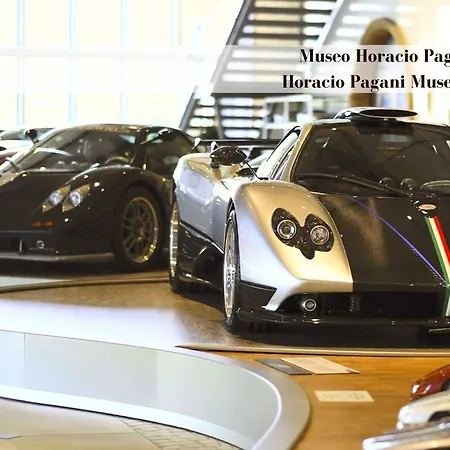 Red Collection, Boutiques & Suites, Center 3*