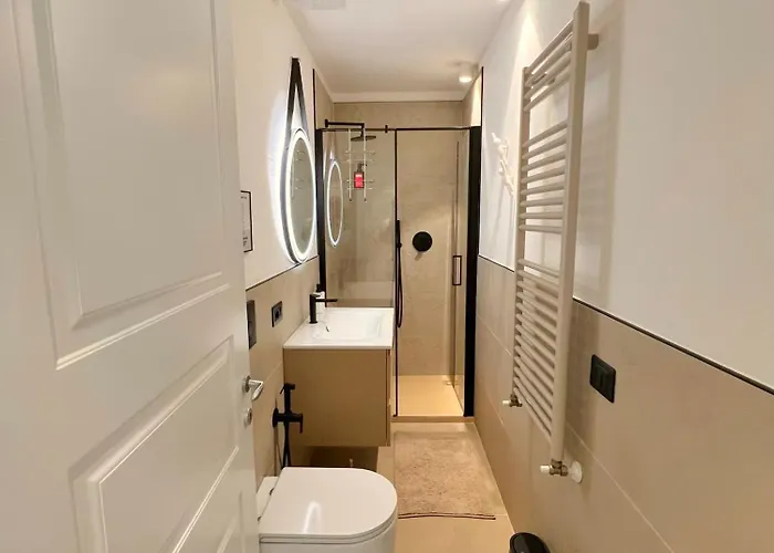 Red Collection, Boutiques Rooms&suites, Center