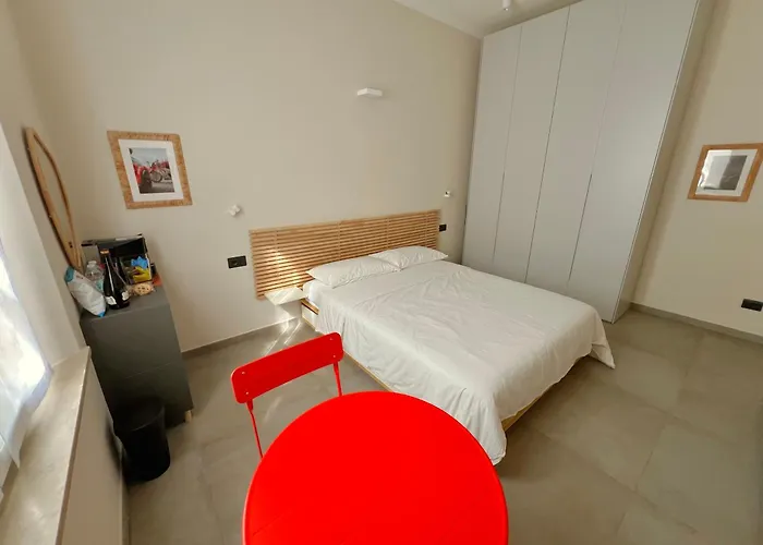 Red Collection, Boutiques & Suites, Center Modena