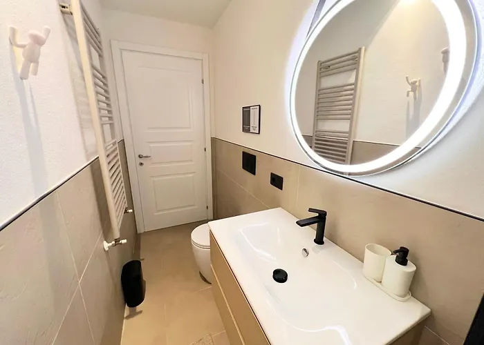 Red Collection, Boutiques & Suites, Center Panzió 3*