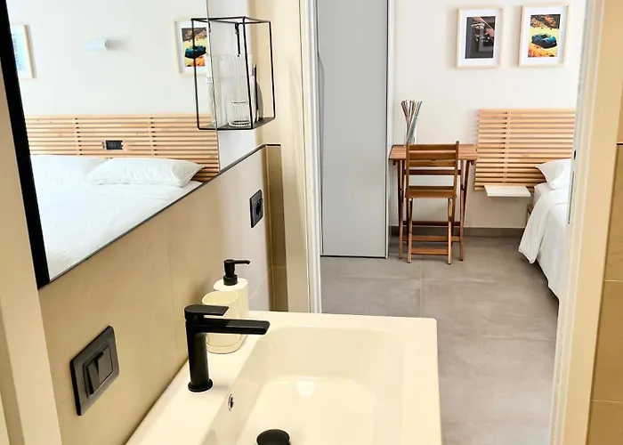 Red Collection, Boutiques & Suites, Center Panzió 3*