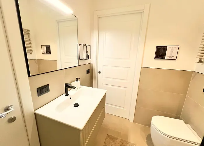 Red Collection, Boutiques & Suites, Center Panzió 3*