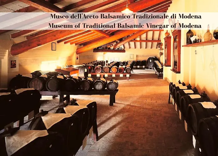 Red Collection, Boutiques & Suites, Center Panzió 3*